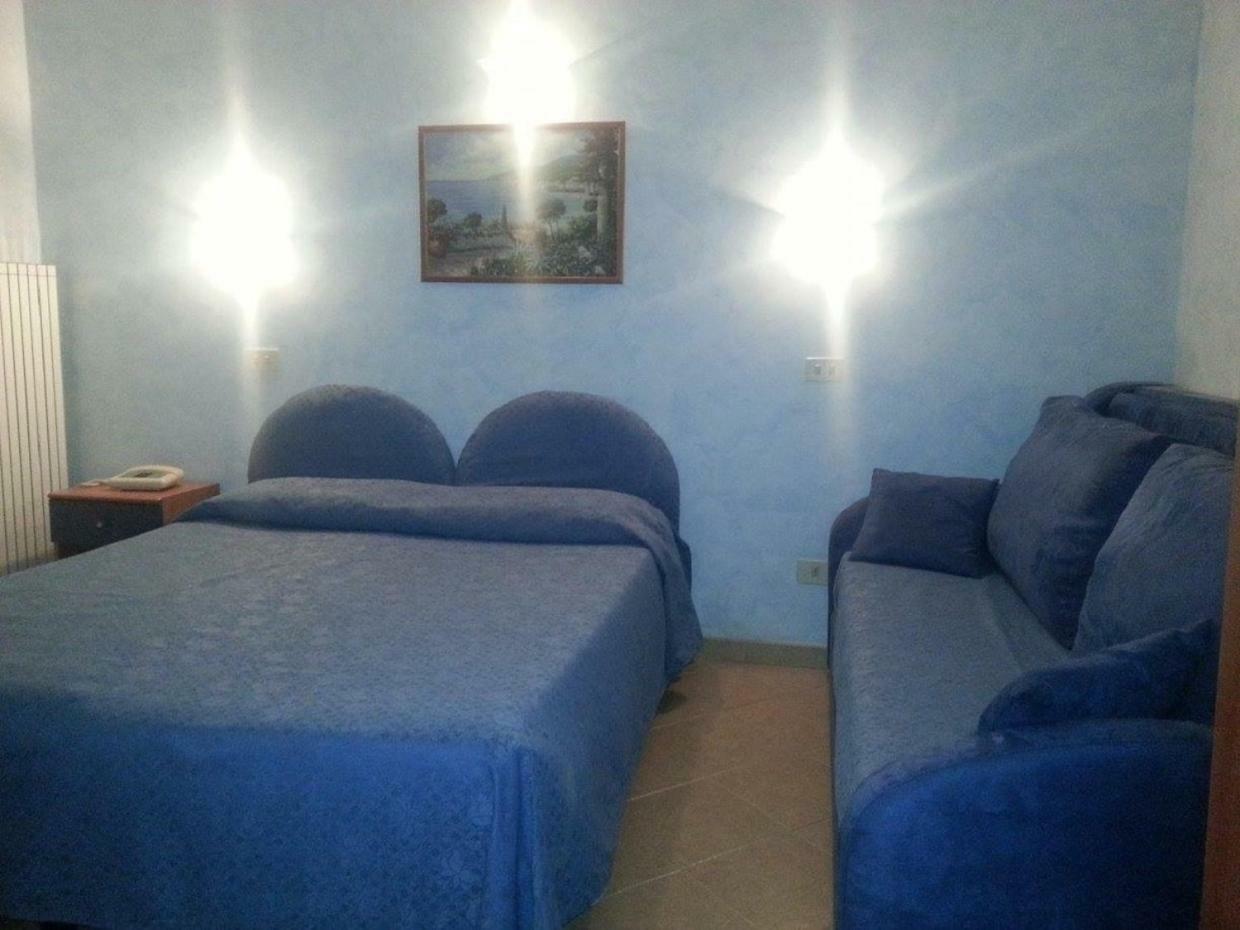 Hotel La Milanese Pietra Ligure Luaran gambar