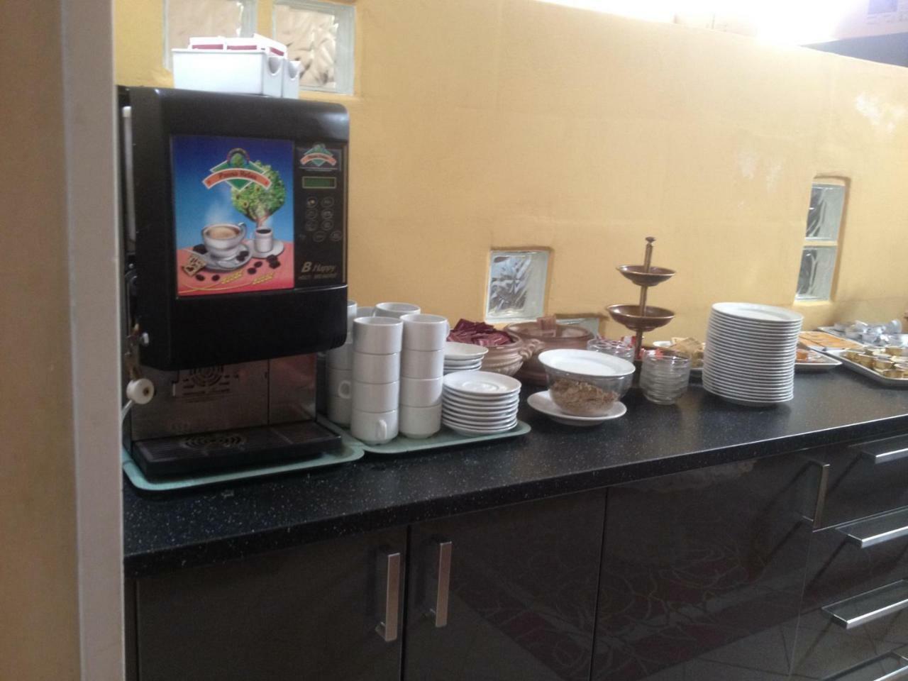 Hotel La Milanese Pietra Ligure Luaran gambar