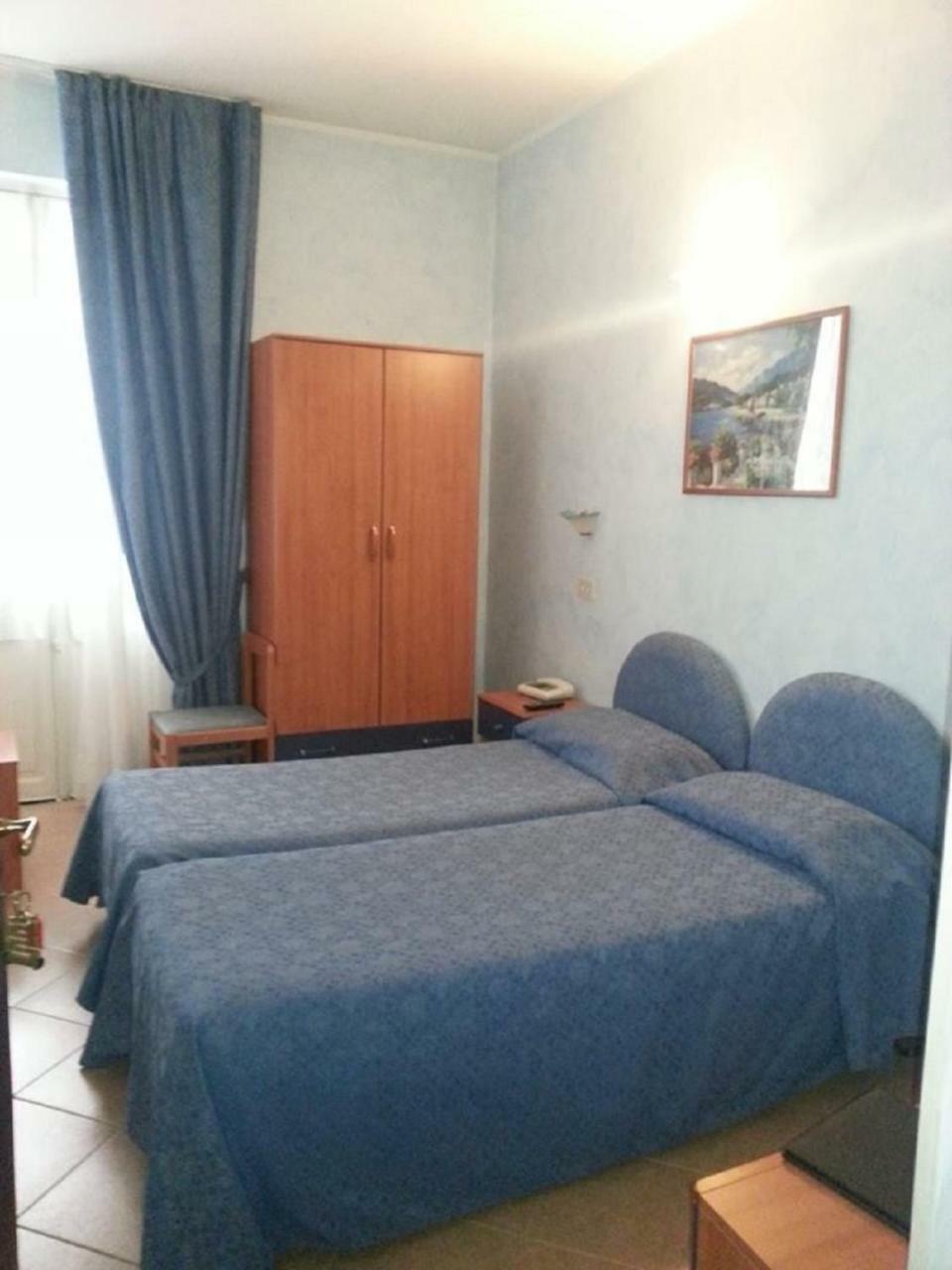 Hotel La Milanese Pietra Ligure Luaran gambar