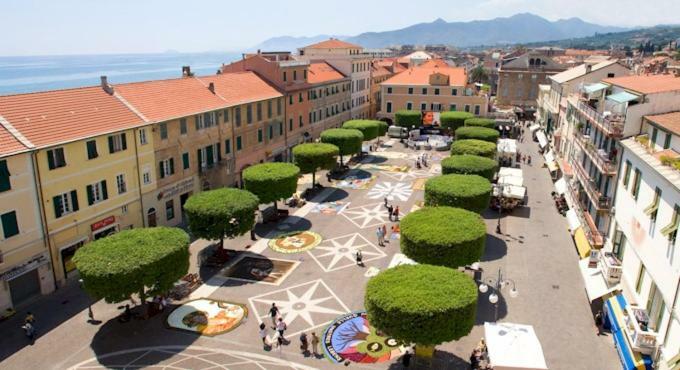 Hotel La Milanese Pietra Ligure Luaran gambar